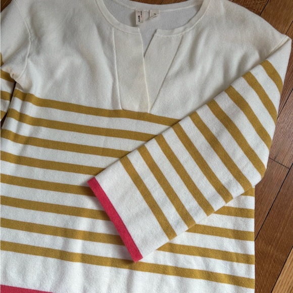 Anthropologie White and Gold Striped Top - Picture 3 of 5